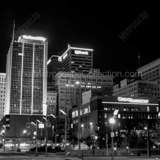 Matte Black WOOD Framed Black and White Cincinnati Photograph: The Great American Insurance Building in a Square Matte Black Wood Frame