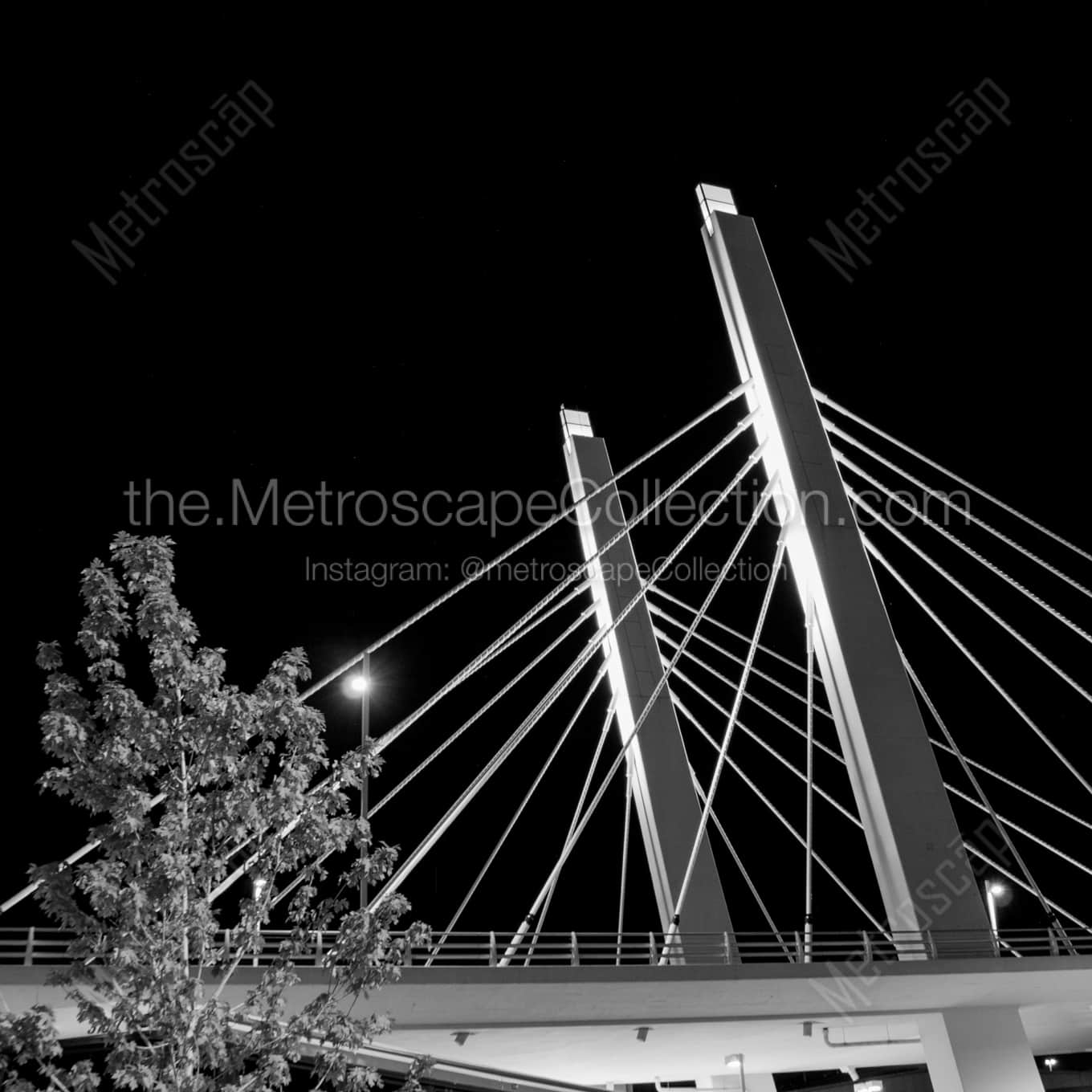 The Sixth Avenue Bridge in Milwaukee Framed Photos The Sixth Avenue Bridge in Milwaukee Framed Photos square crop