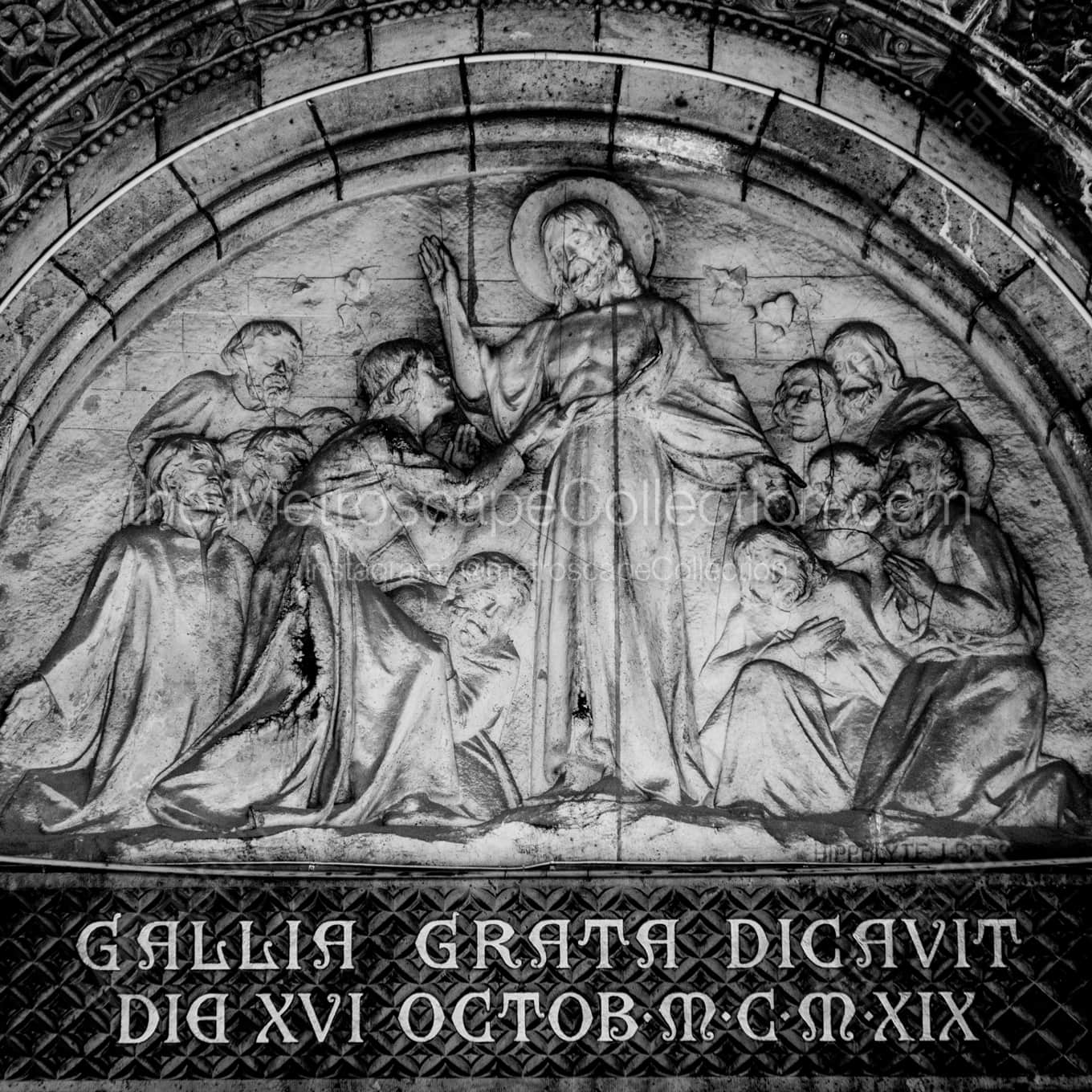 Gallia Grata Dicavit  Framed Photos square crop