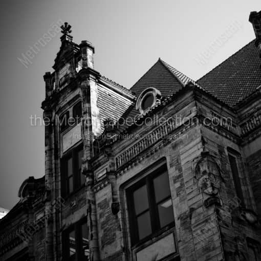 The St Louis City Hall Building -- St Louis Black and White Framed Photos