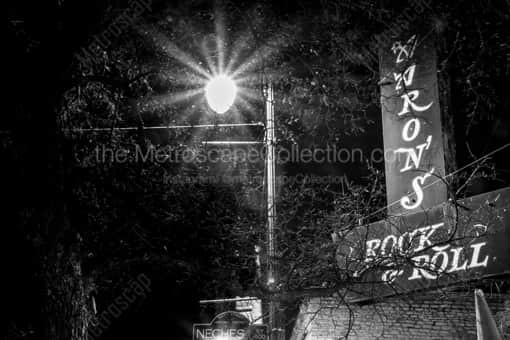 Aarons Rock and Roll at Sixth and Neches -- Austin Black and White Photos