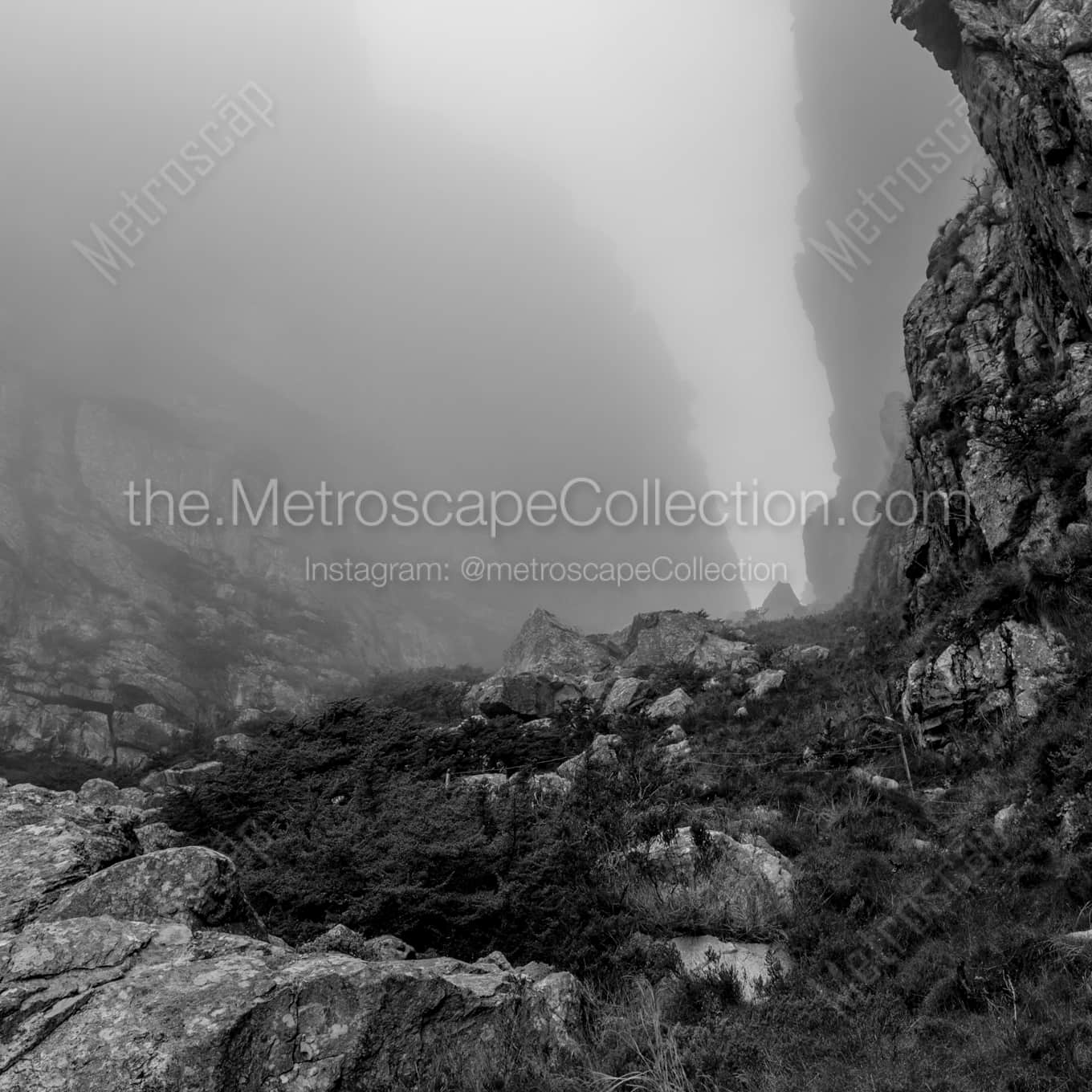 The Cloudy Path of Platte-klip Gorge landscape black and white Photography square crop