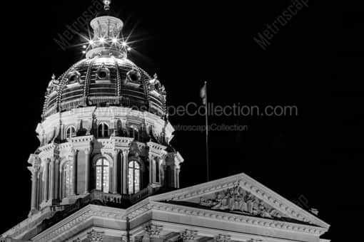 The Iowa Capitol Building Dome -- Des Moines Black and White Photos