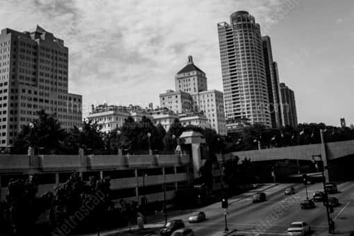 Traffic Along North Lincoln Memorial Drive -- Milwaukee Black and White Photos