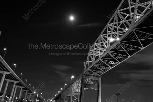 US-90 AKA the Westbank Expressway -- New Orleans Black and White Photography