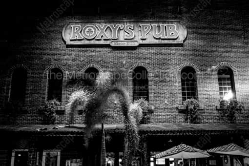 Roxys Pub on Clematis -- Palm Beach Black and White Photos
