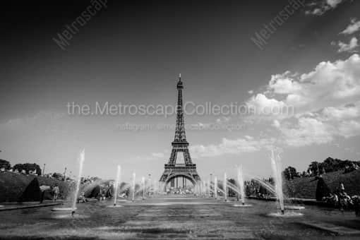 Paris Black and White Photography of The Eiffel Tower from the Warsaw Fountain pool The Eiffel Tower from the Warsaw Fountain pool -- Paris Black and White Photography