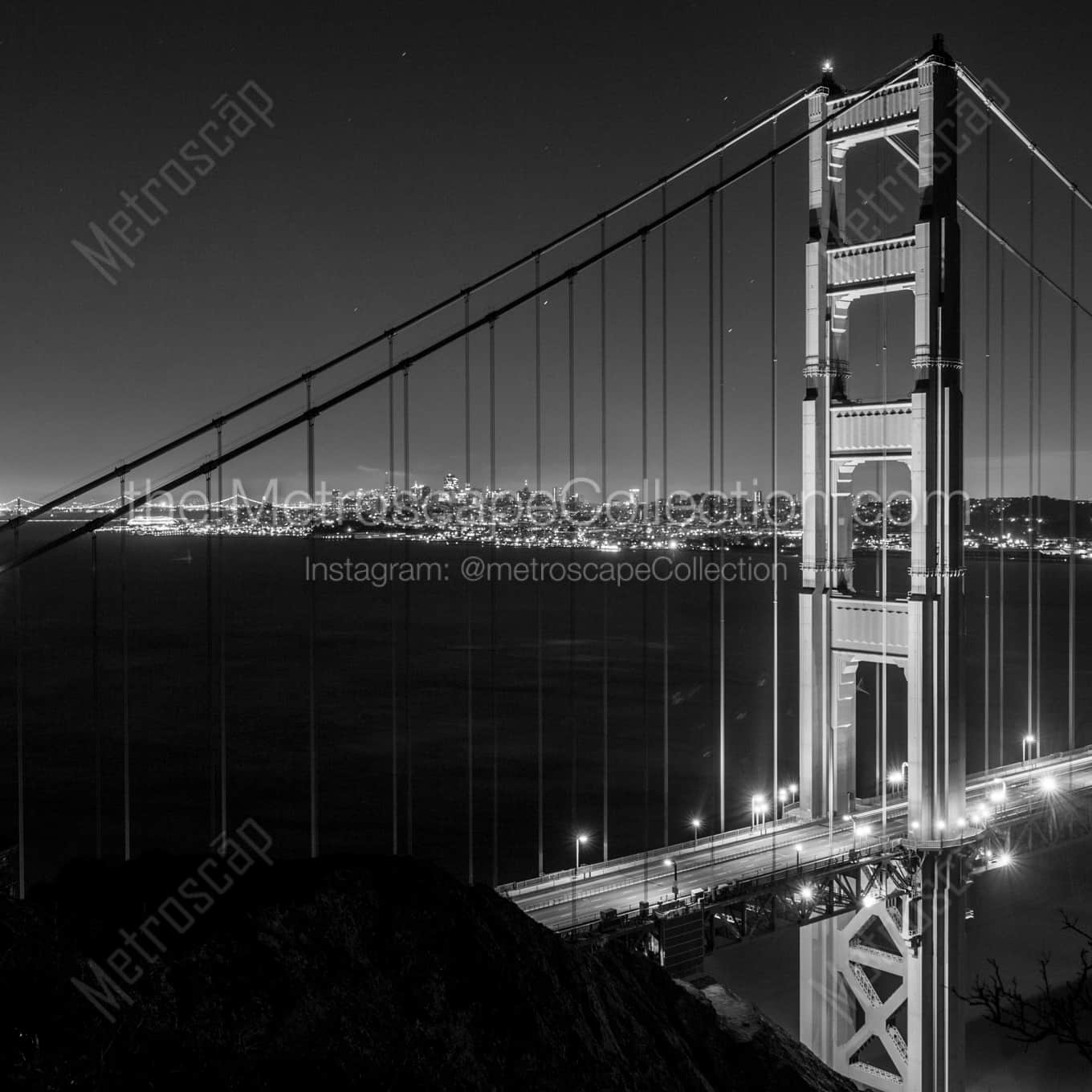 The Golden Gate Bridge from Battery Spencer landscape black and white Photography The Golden Gate Bridge from Battery Spencer landscape black and white Photography square crop
