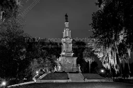 The Confederate Soldiers Monument in Forsyth Park -- Savannah Black and White Photography