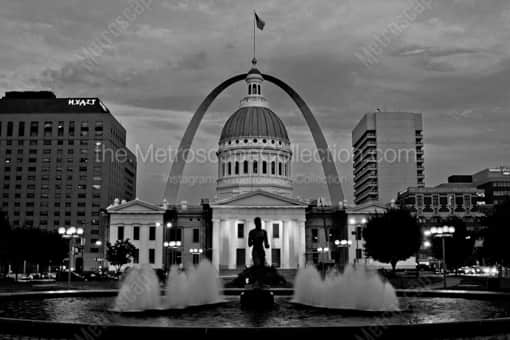 The Gateway Arch over the Old Courthouse -- St Louis Black and White Photos