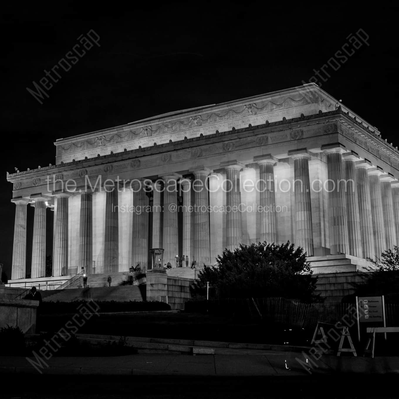 The Lincoln Memorial from near the Vietnam Wall landscape black and white Photography The Lincoln Memorial from near the Vietnam Wall landscape black and white Photography square crop