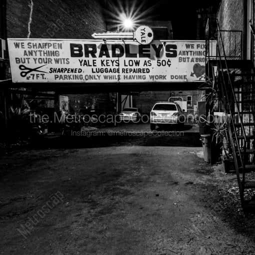 The Bradley Key Shop -- Savannah Black and White Photography