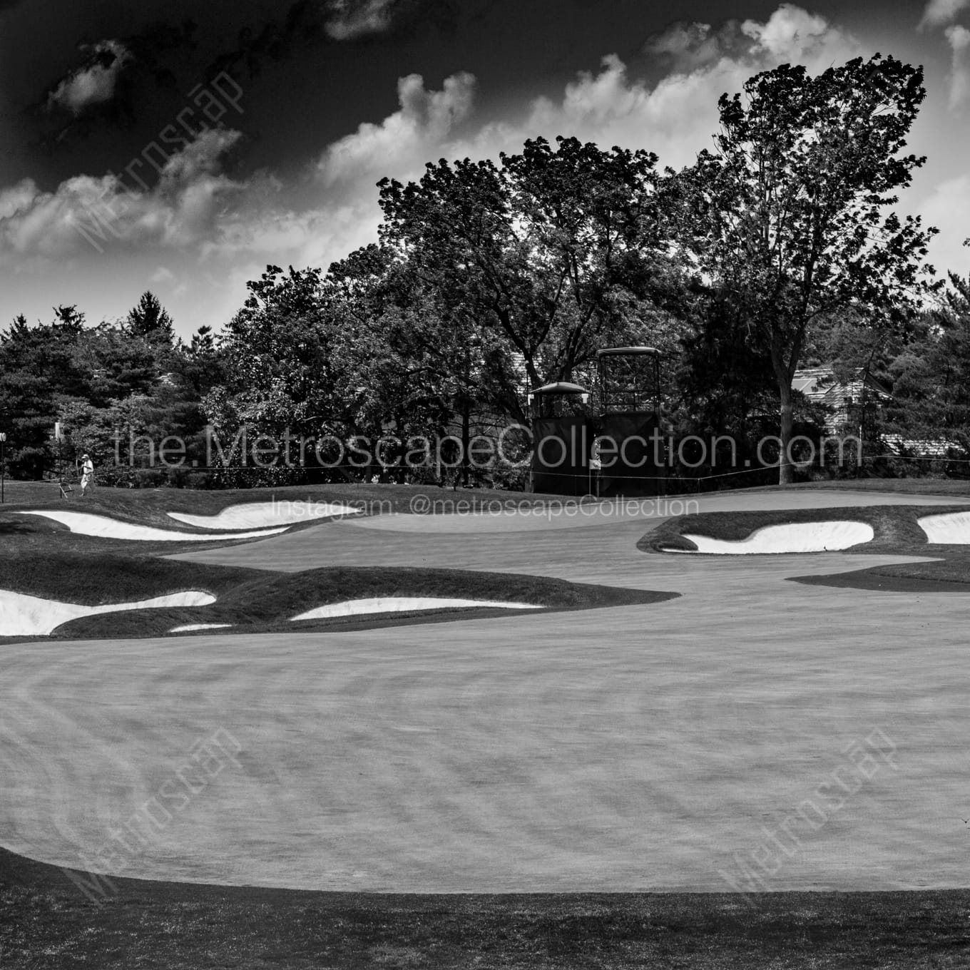 Square Muirfield Village Golf Club Number Ten black and white Photos