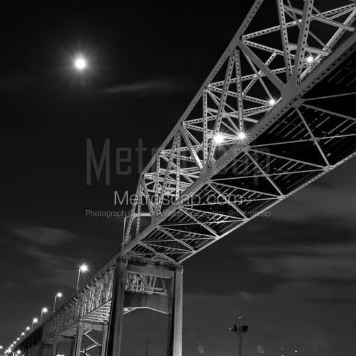 US-90 AKA the Westbank Expressway -- New Orleans Black and White Photos