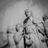 Square Davey Crockett on the Cenotaph black and white Photos