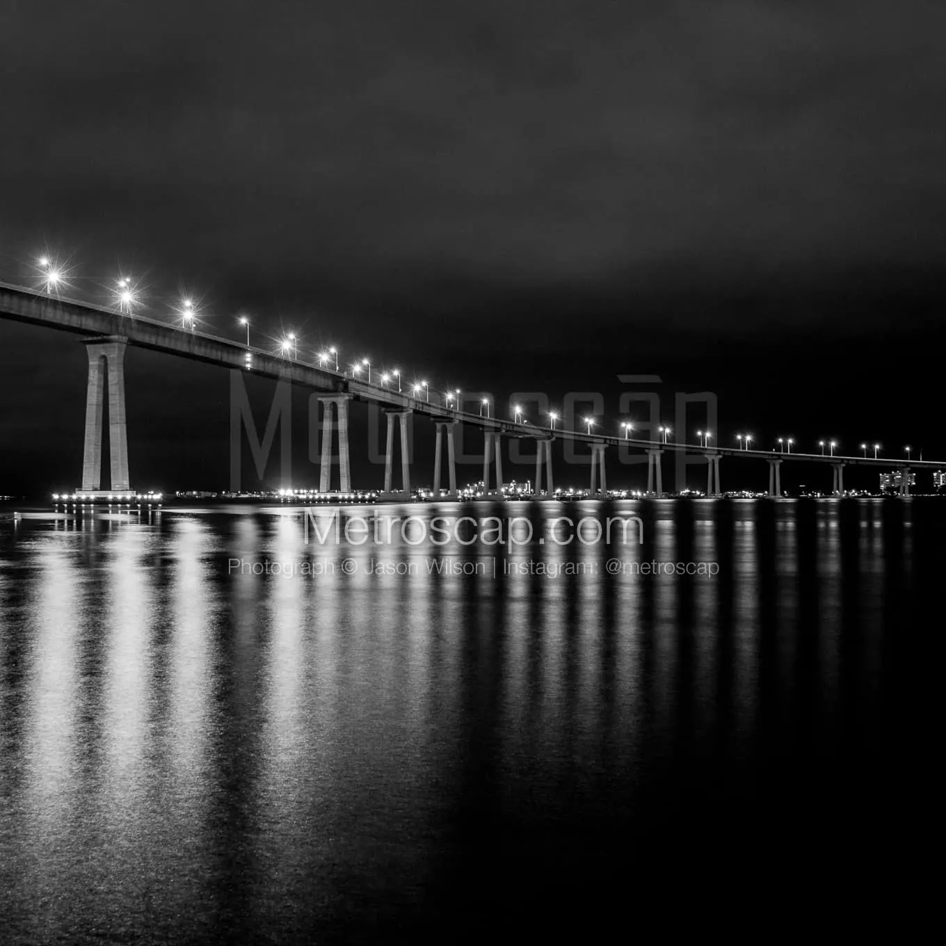 Dark And Light Photography Bridges Dark Creepy Pedestrian Bridge Night