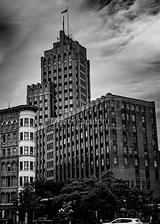 Vertical State Building Hanover Square black and white