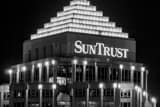 Horizontal The Suntrust Building black and white Photos