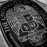 Square Utoledo Seal black and white