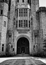 Vertical Utoledo University Hall black and white