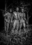 Vertical The Three Soldiers Statue black and white Photos