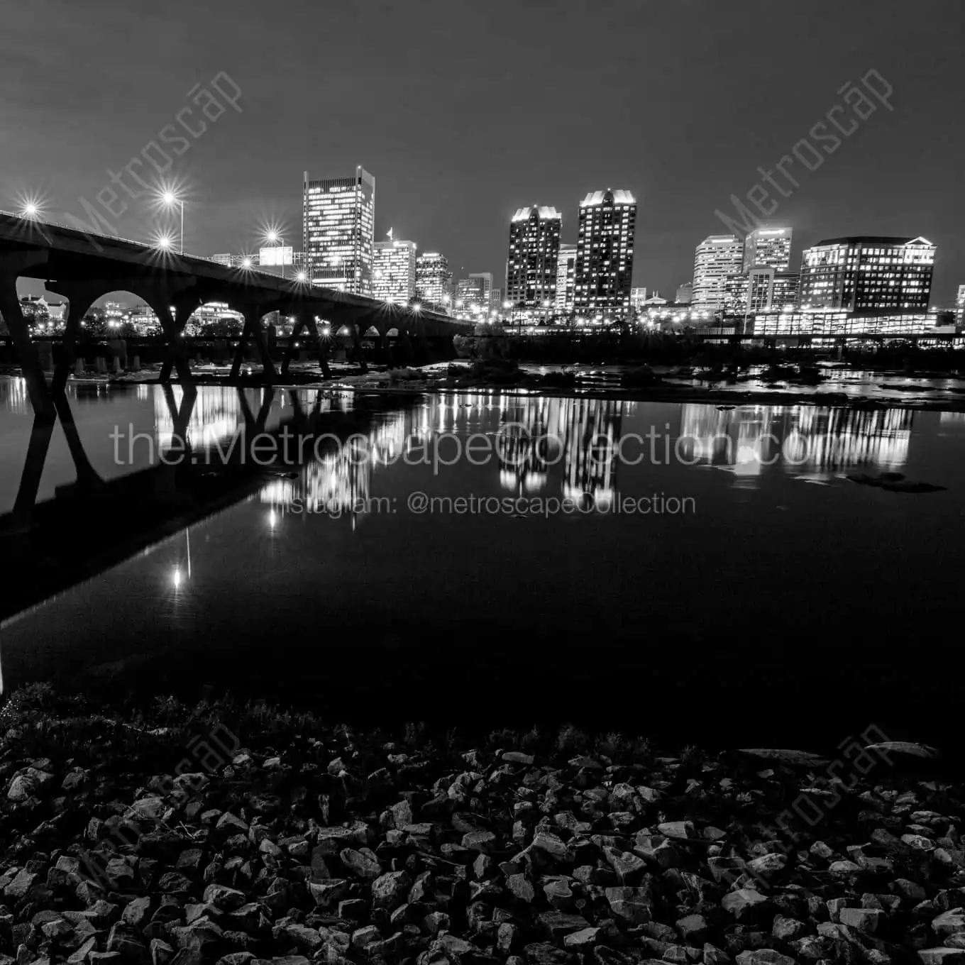 Photo inspiration: Downtown Richmond Virginia Skyline Black And White Photo Inspiration