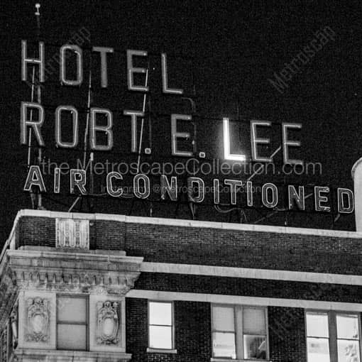 The Hotel Robert E Lee in downtown San Antonio -- San Antonio Black and White Wall Art