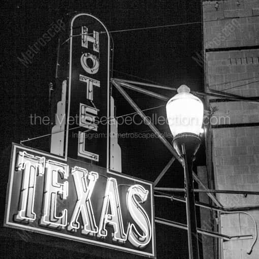 Hotel Texas -- Fort Worth Black and White Wall Art