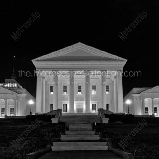 The Virginia Statehouse -- Richmond Black and White Wall Art